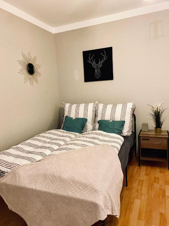 Saniertes Studio - Elisa - Mit Balkon, Wlan, Smart-Tv & Kueche In City-Naehe Erfurt Luaran gambar